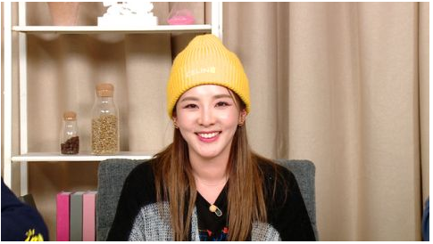 2NE1成员Sandara Park