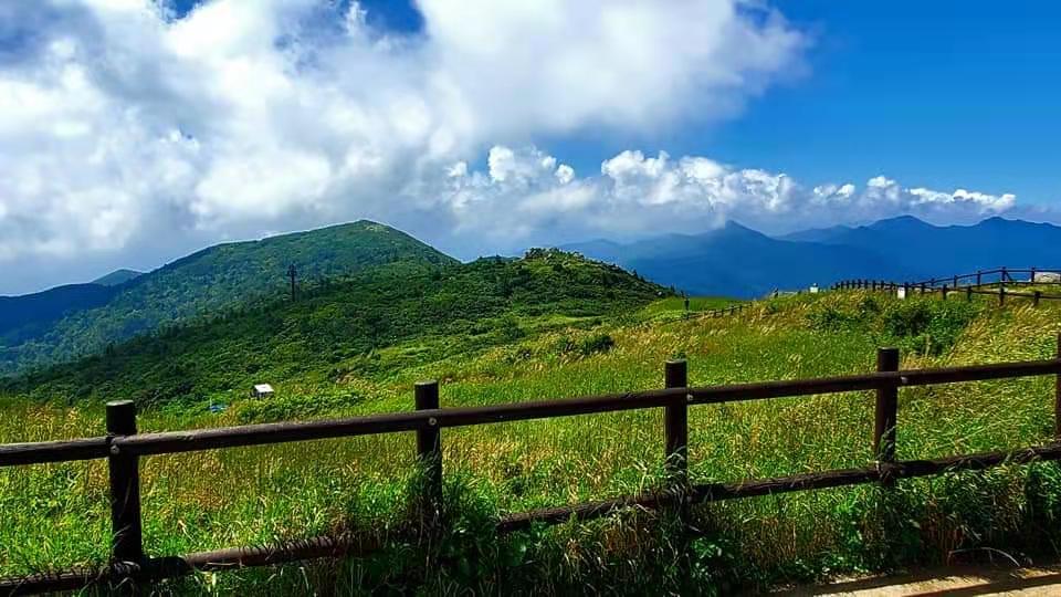 全罗北道德裕山夏季美景