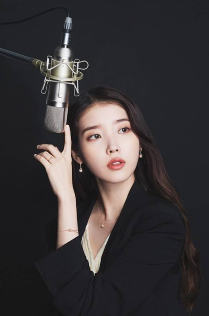 IU