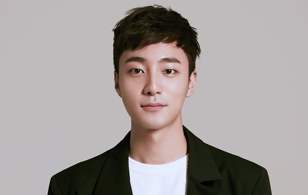 ROY KIM